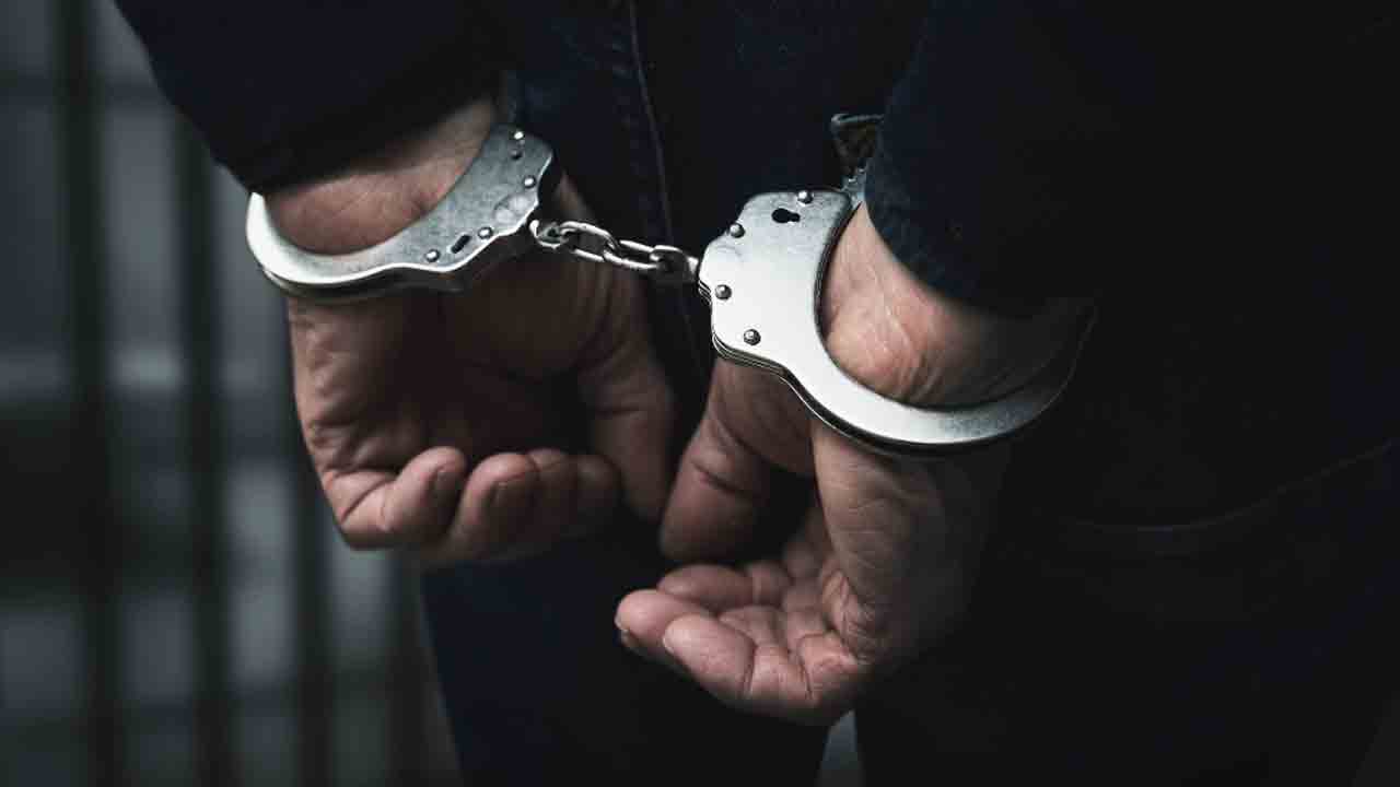 Criminals arrest | చిన్నారుల అక్రమ రవాణా ముఠా గుట్టురట్టు.. అరెస్ట్‌ చేసిన సైబరాబాద్‌ పోలీసులు