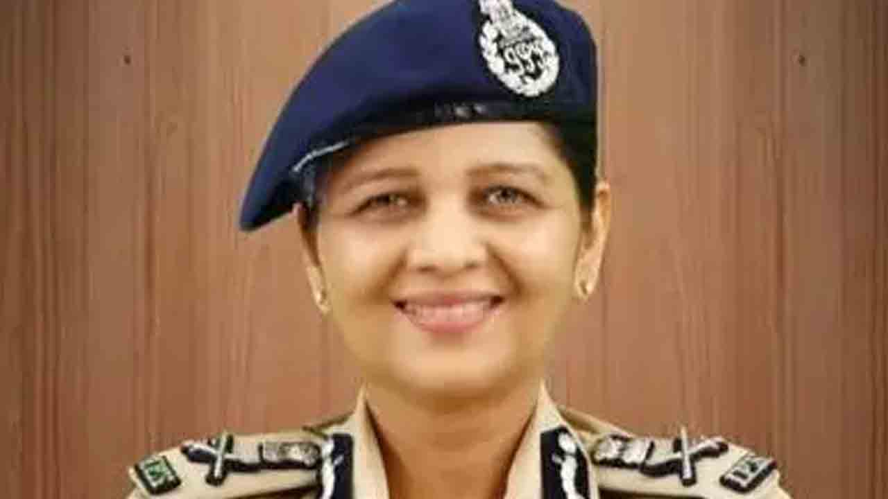 మయన్మార్‌ సైబర్‌క్రైమ్‌ ఏజెంట్ల అరెస్ట్‌.. టీజీసీఎస్‌బీ డీజీ శిఖాగోయల్‌