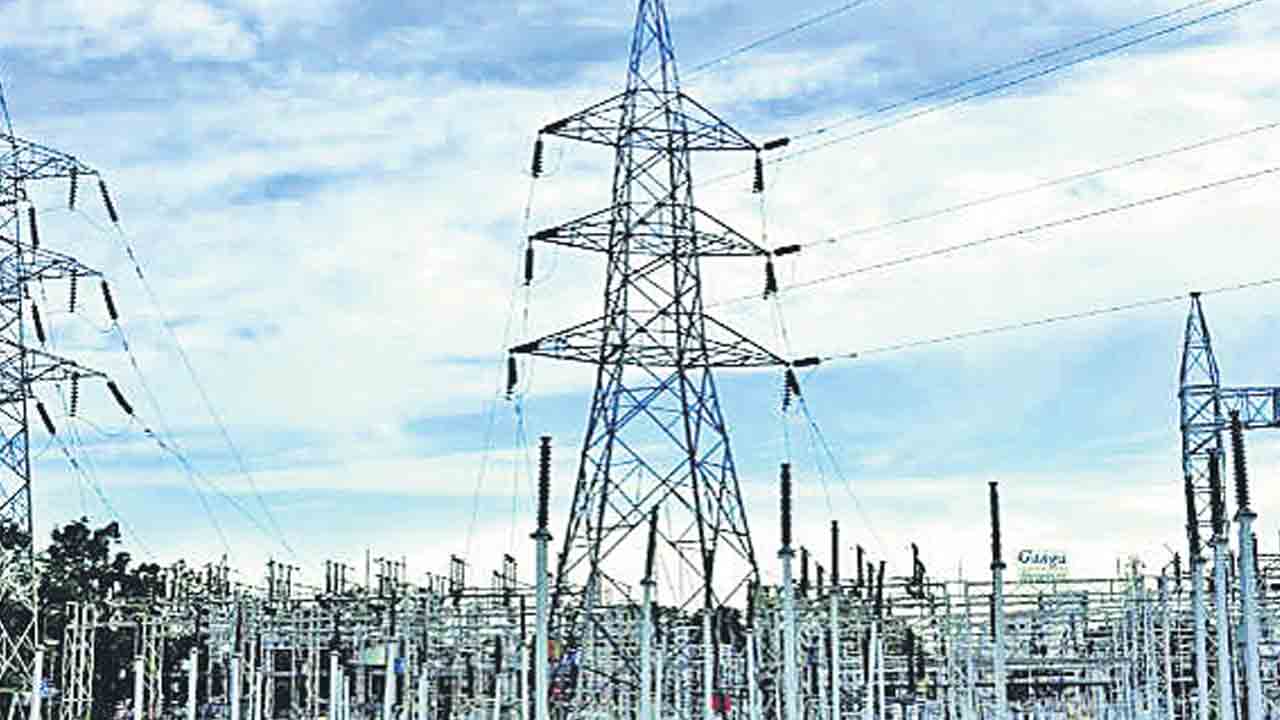 డిస్కంలకు సర్కారు మొండి బకాయిలు!