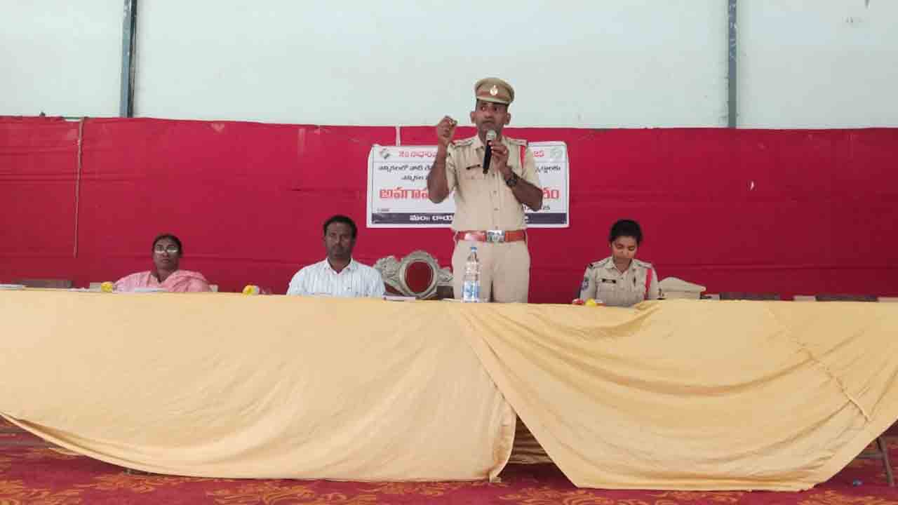 Elections | ఎన్నికలలో ప్రవర్తన నియమాలు పాటించాలి : రాయపోల్ ఎంపీడీవో శ్రీనివాస్