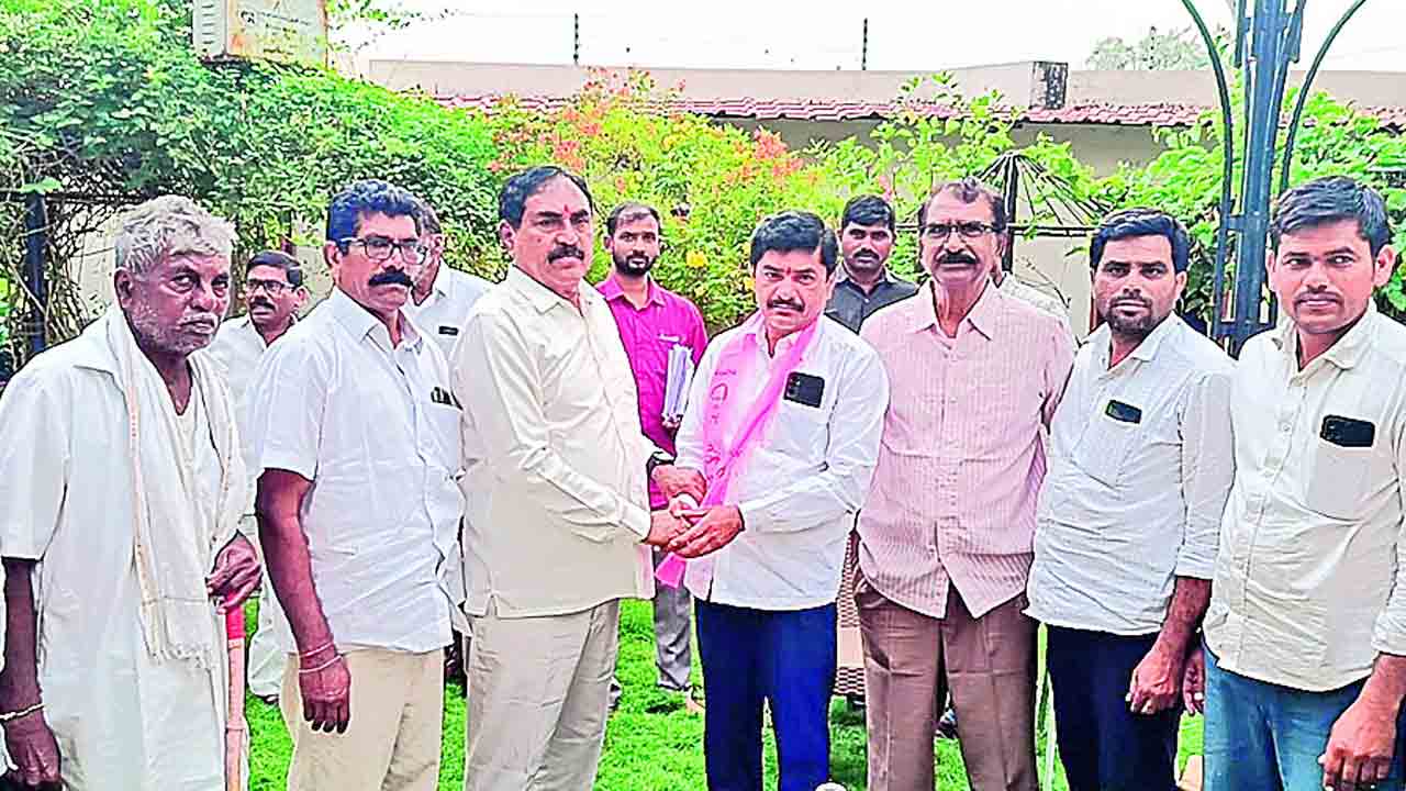 సమన్వయంతో పనిచేయాలి