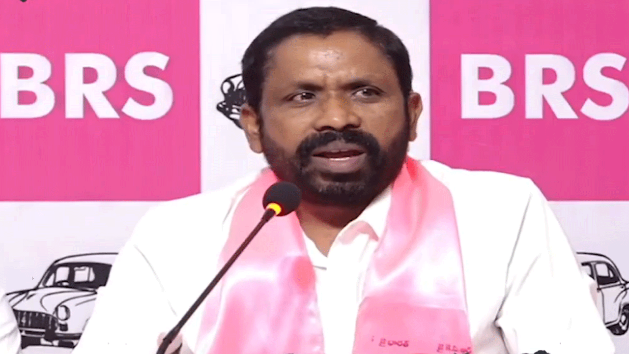 Errolla Srinivas | రేవంత్ రెడ్డి మాటలు చూస్తుంటే ముఖ్యమంత్రి కుర్చీ పరువు పోతుంది : ఎర్రోళ్ల శ్రీనివాస్