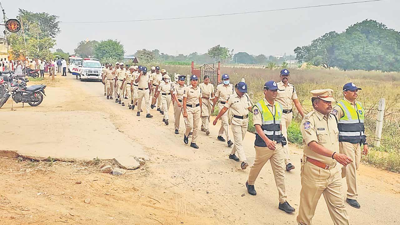 పంచాయతీ ఎన్నికలపై ప్రత్యేక నజర్‌