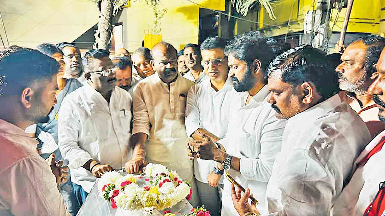 బీసీ రిజర్వేషన్‌ కోసం ఆత్మబలిదానం