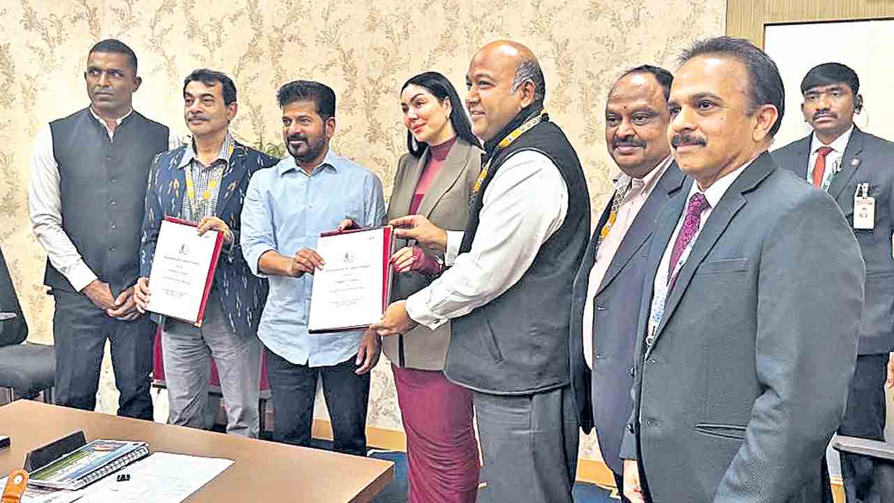 రాష్ట్ర ప్రభుత్వంతో జీఎంఆర్‌ స్పోర్ట్స్‌ ఒప్పందం