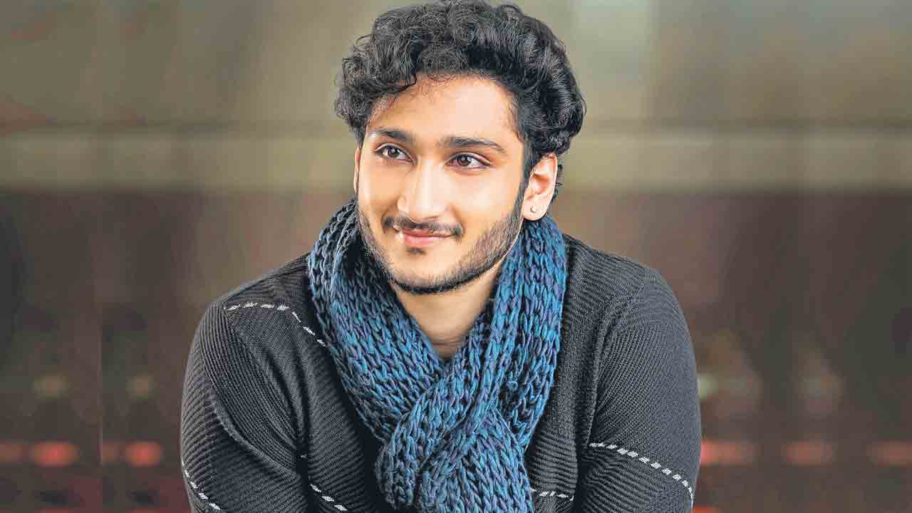 శ్రీనివాస మంగాపురంలో ప్రేమకథ