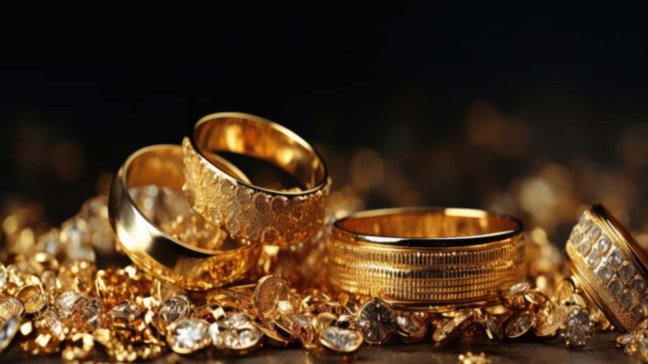 MCX Gold Rate | గ్లోబల్‌ మార్కెట్‌లో డిమాండ్‌.. ఎంసీఎక్స్‌లో తులం రూ.1.30లక్షలు దాటిన బంగారం..!