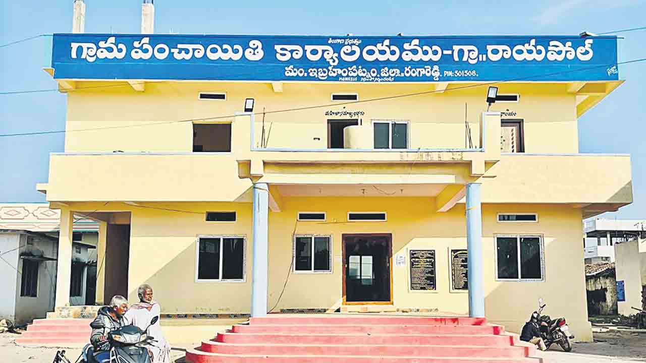 పల్లె సారధులకు సమస్యల స్వాగతం