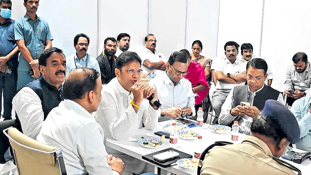 అతిథులకు ఇబ్బందులు రావద్దు