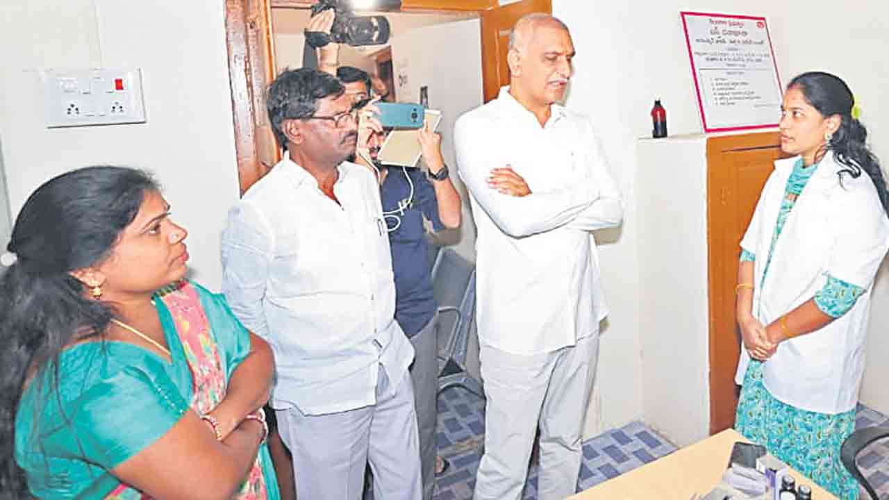 బస్తీ దవాఖానలకు సుస్తీ 