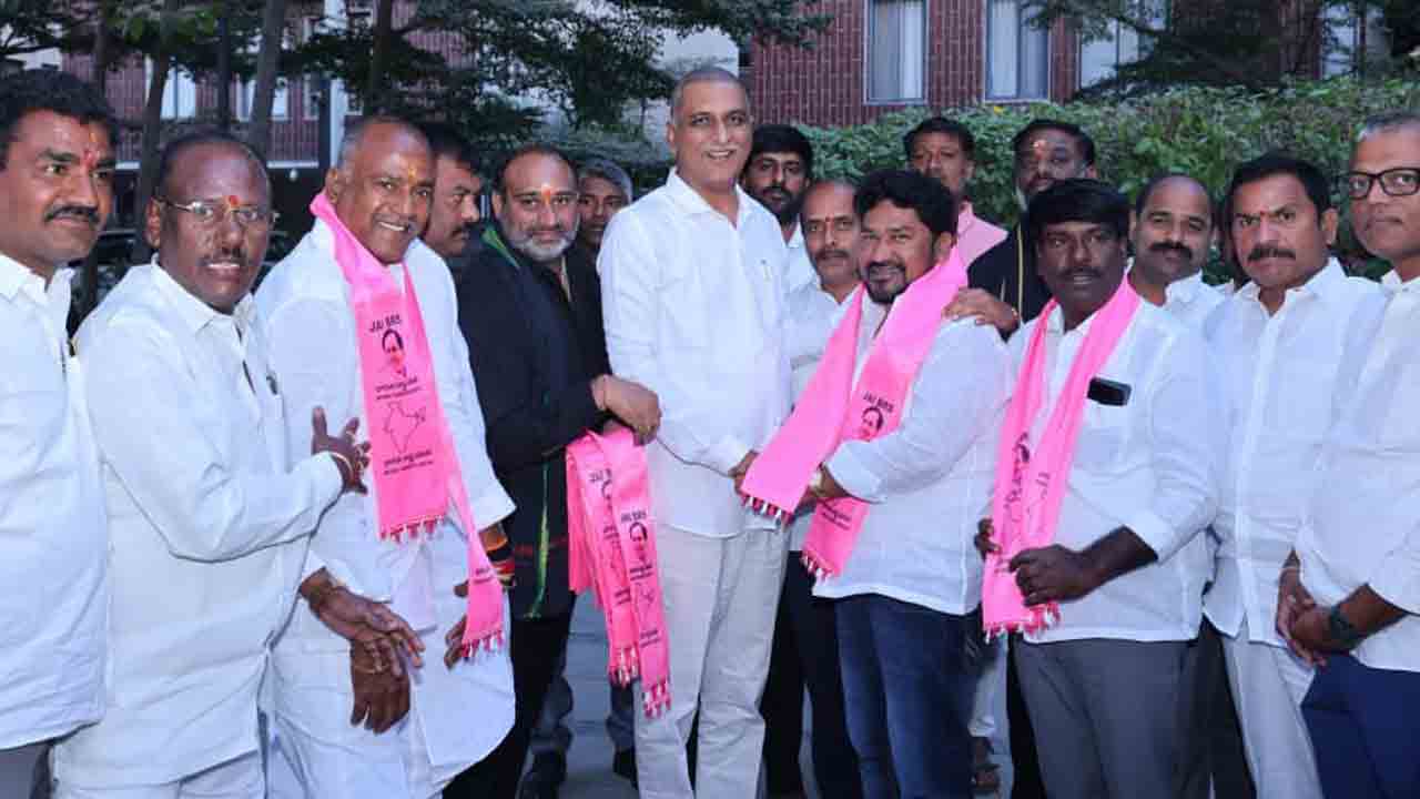 Harish rao | గ్రామాలను గాలికొదిలేసిన కాంగ్రెస్ ప్రభుత్వం.. కాంగ్రెస్‌ కార్యకర్తల చేరికలో హరీష్ రావు