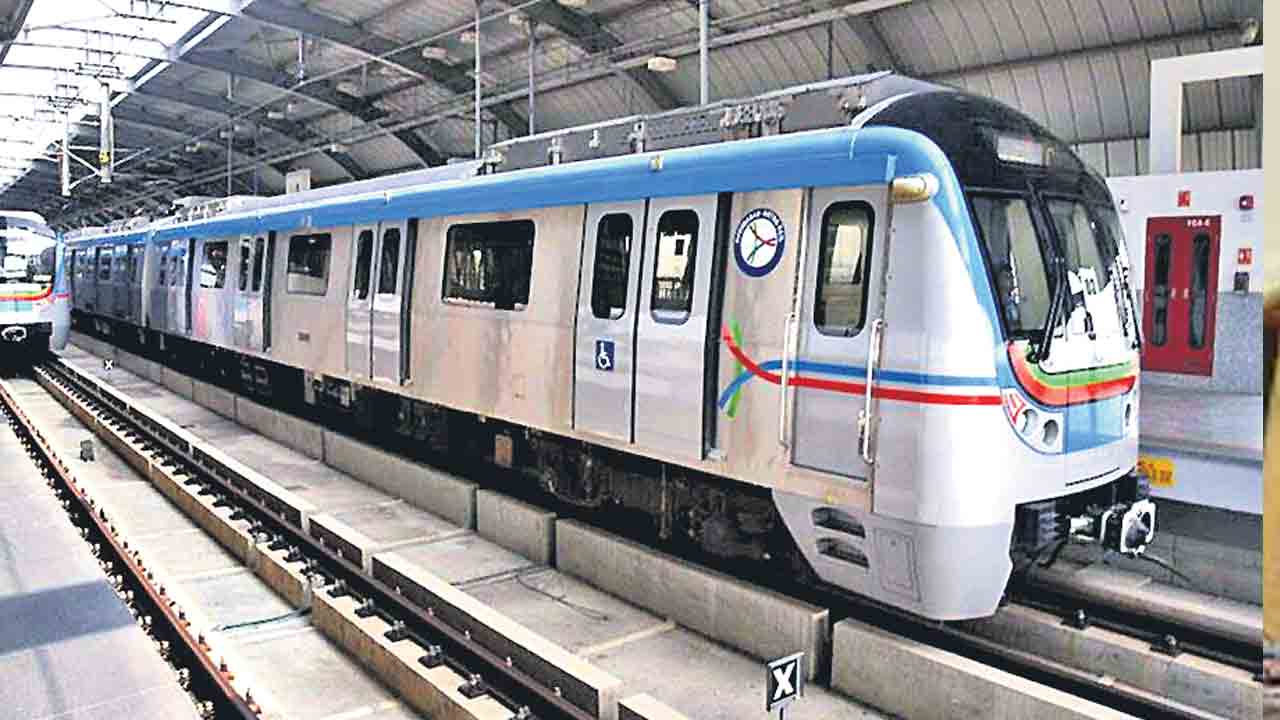 నార్త్‌సిటీ మెట్రోకు ప్రజలే శంకుస్థాపన!