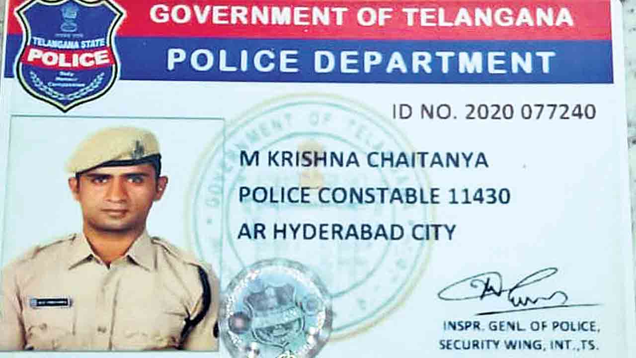 హైడ్రా కమిషనర్‌ గన్‌మెన్‌ ఆత్మహత్యాయత్నం..