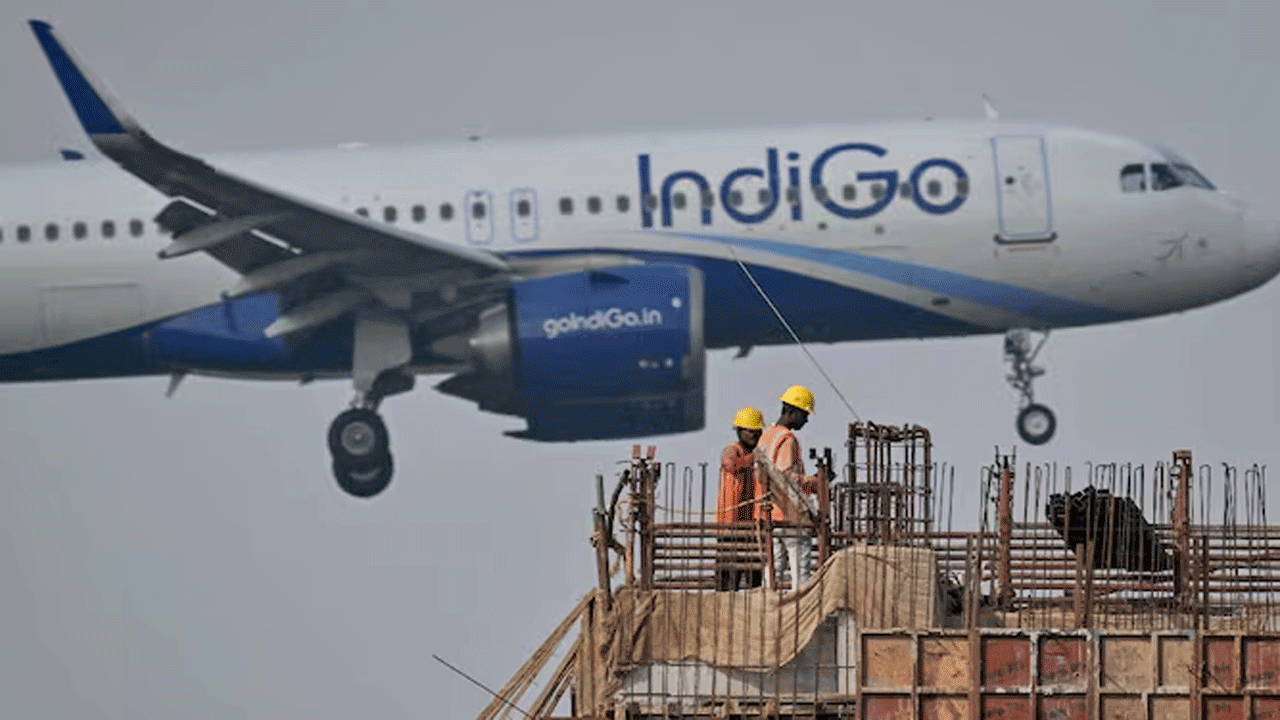 IndiGo | ఇండిగో సంక్షోభం.. నలుగురు అధికారులపై డీజీసీఏ వేటు