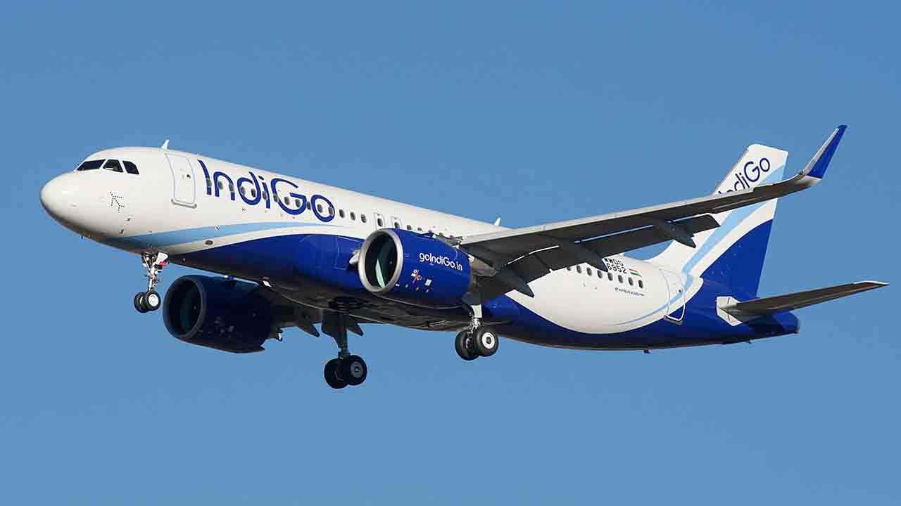 IndiGo flights | కొనసాగుతున్న ఇండిగో విమానాల రద్దు.. హైదరాబాద్‌లో ఆగిన విమానాలు