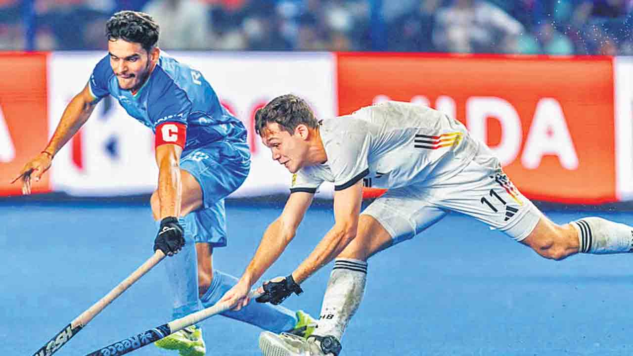 భారత్‌ ఓటమి.. సెమీస్‌లో షాకిచ్చిన జర్మనీ