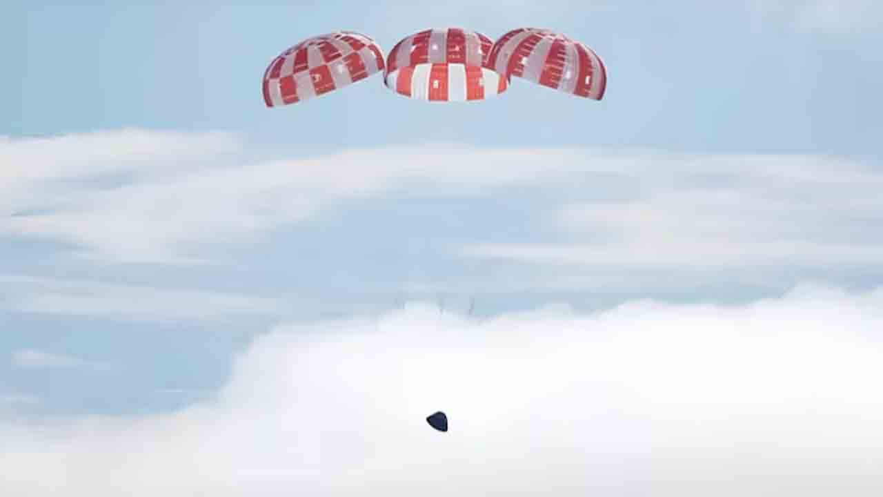 Gaganyaan Mission | గగన్‌యాన్ మిషన్.. ల్యాండింగ్‌ పారాచూట్‌లను పరీక్షించిన   ఇస్రో
