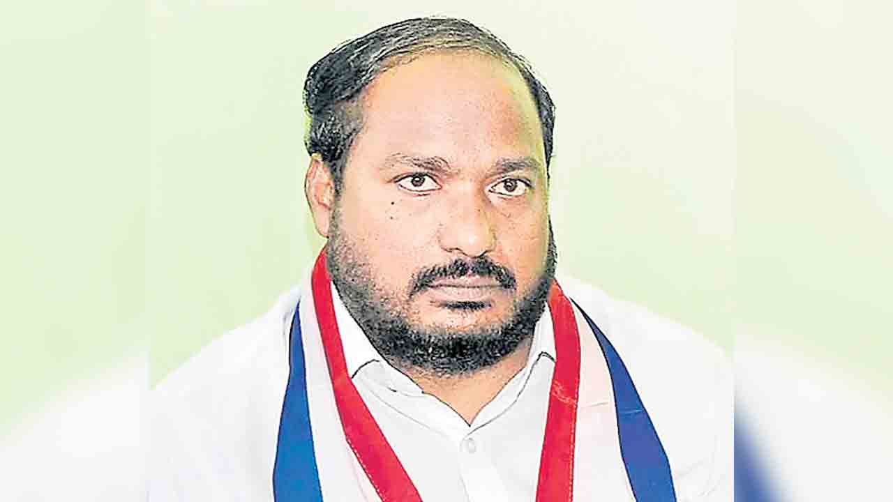 బీసీలకు ఉద్యోగోన్నతుల్లో రిజర్వేషన్లు కల్పించాలి