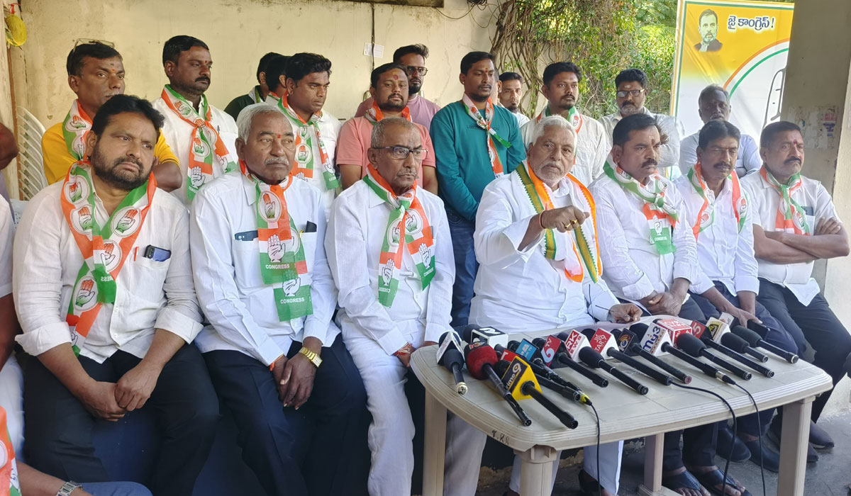 T Jeevan Reddy | బీసీ రిజర్వేషన్ పై పార్లమెంట్లో చర్చించాలి.. మాజీ మంత్రి జీవన్‌ రెడ్డి