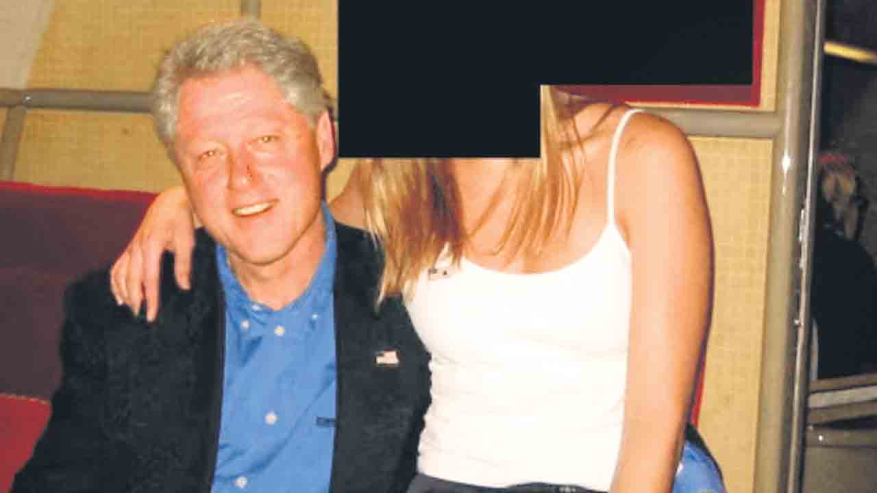 ఎట్టకేలకు ఎపిస్టీన్‌ ఫైళ్ల విడుదల