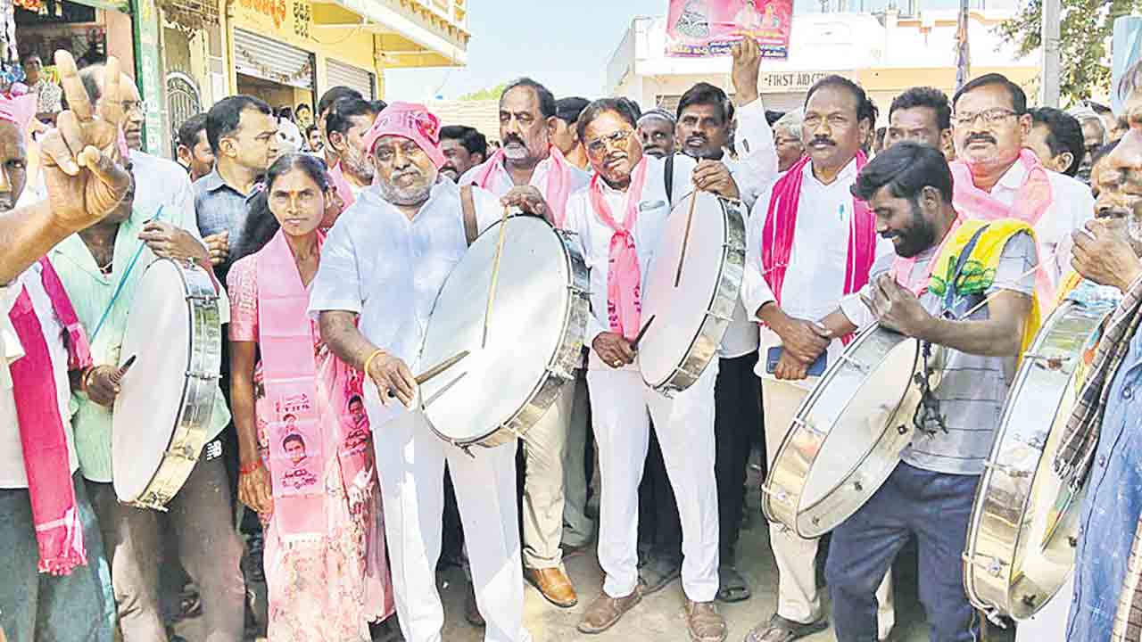 ఆరు గ్యారెంటీలపై కాంగ్రెస్‌ను నిలదీయాలి.. మాజీ మంత్రి జోగు రామన్న