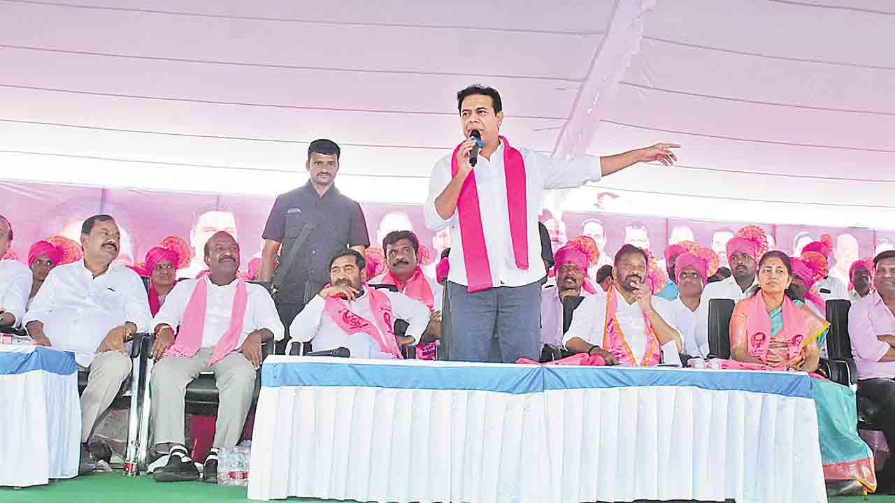 బీఆర్‌ఎస్‌కు పూర్వవైభవం.. భువనగిరిలో సర్పంచ్‌, ఉప సర్పంచ్‌లకు ఆత్మీయ సన్మానం : కేటీఆర్‌