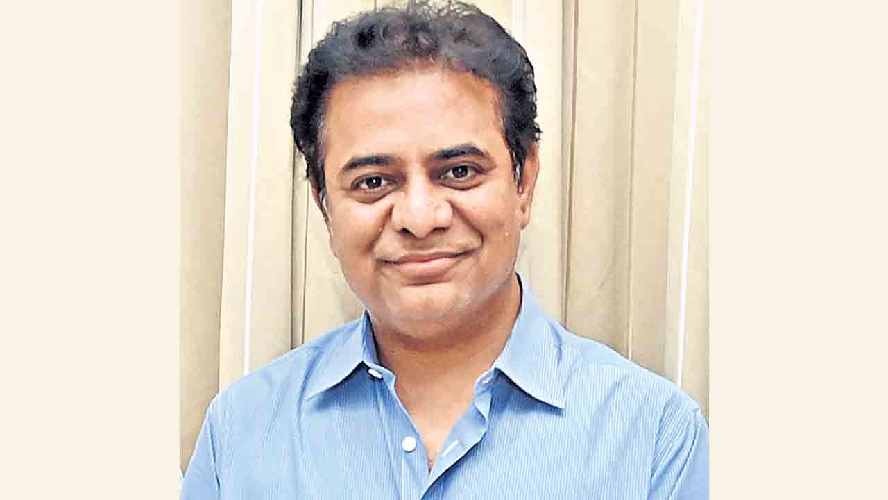 కరుణ, ప్రేమ, శాంతికి రూపం క్రిస్మస్‌.. ప్రజలకు కేటీఆర్‌ శుభాకాంక్షలు