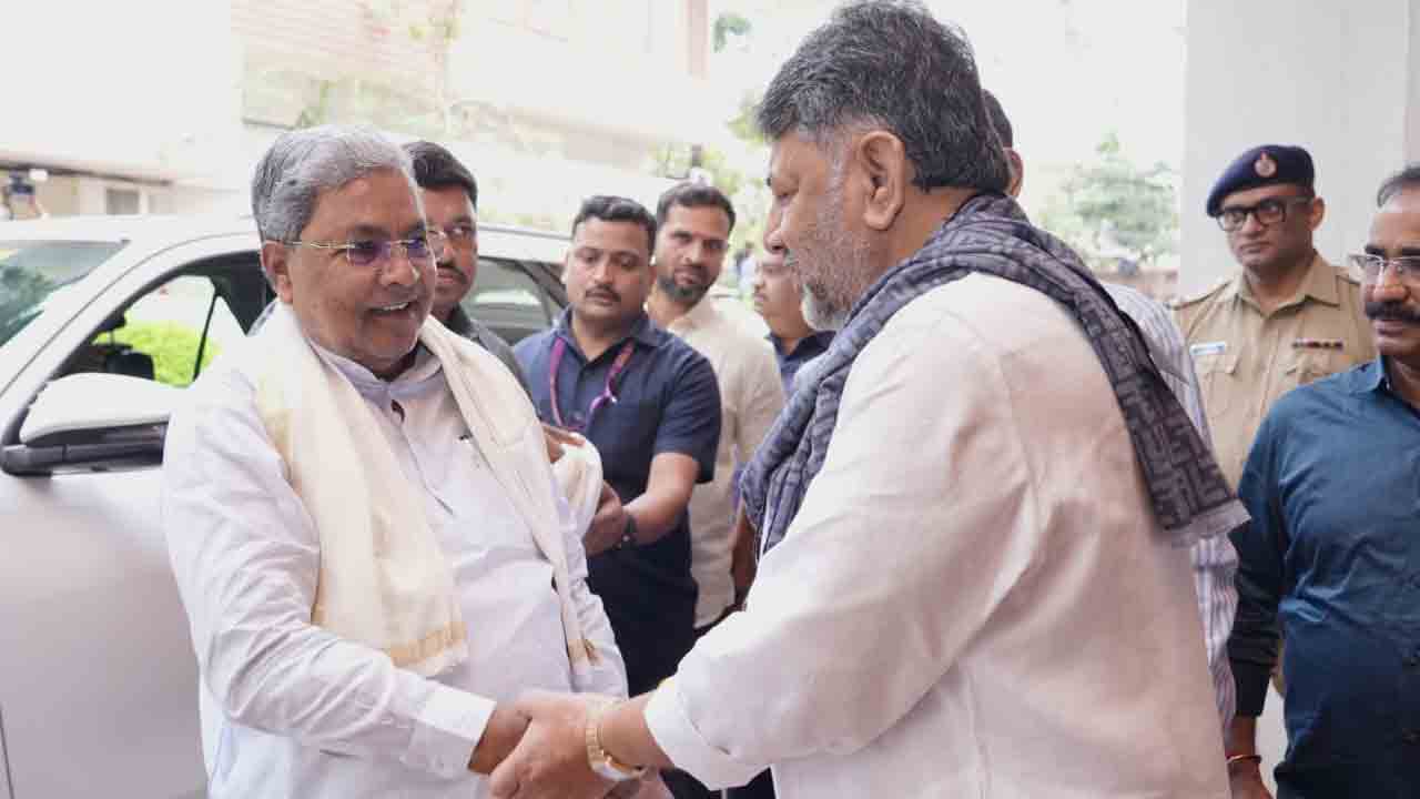 Karnataka | బ్రేక్‌ఫాస్ట్‌ 2.0.. డీకే నివాసానికి సీఎం సిద్ధరామయ్య