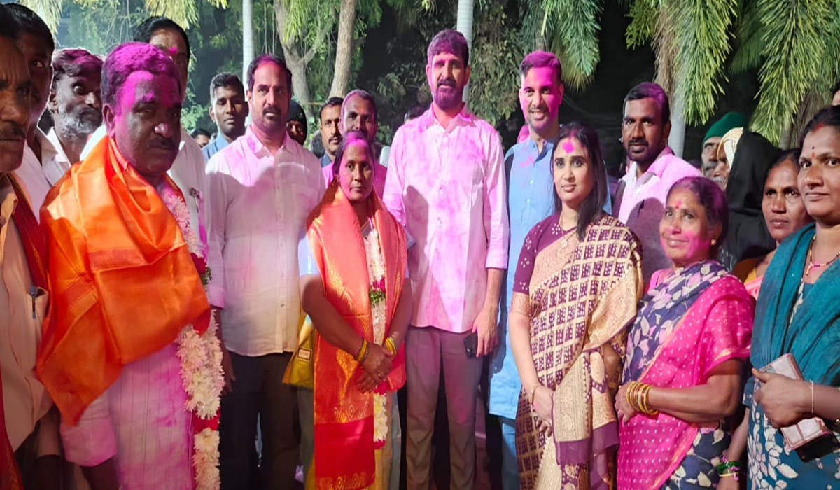 MLA Padi Kaushik Reddy | వీణవంకలో ఎమ్మెల్యే పాడి కౌశిక్‌ రెడ్డి హవా.. స్వగ్రామంలో బీఆర్ఎస్ జోరు