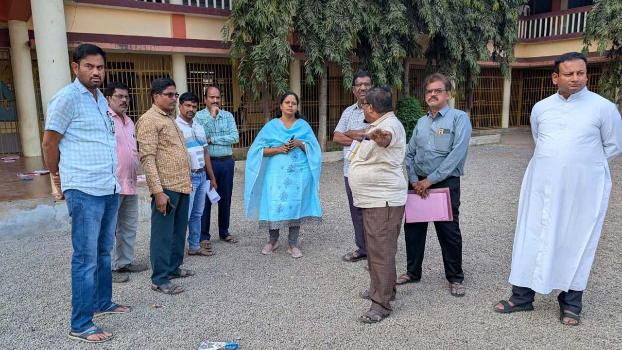 సర్‌.. లేకుండా సైన్స్‌ ఫెయిర్‌!