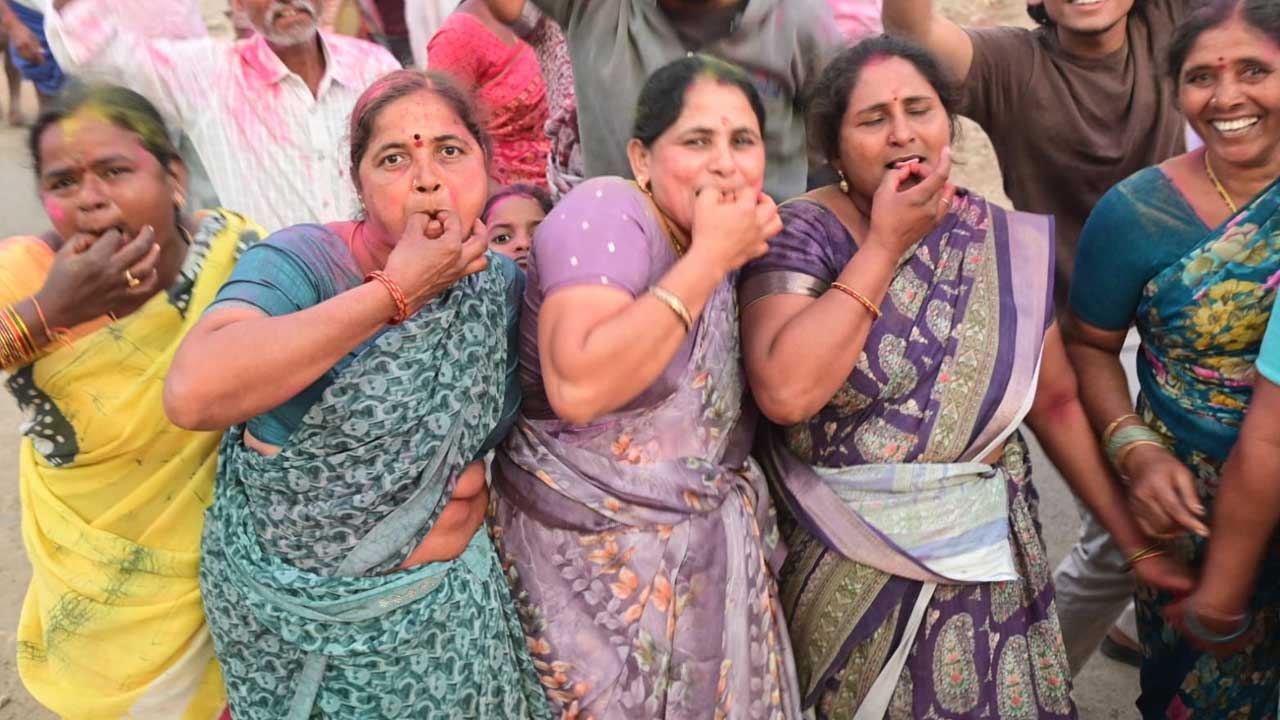 ఇద్దరి మంత్రుల ఇలాకాలో బీఆర్‌ఎస్‌ హవా