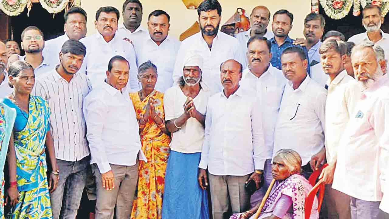 దళితుడి ఇంటిని కూల్చడం విచారకరం