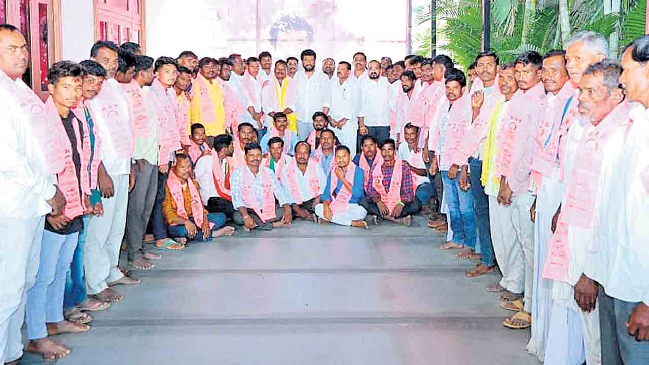 వచ్చేది బీఆర్‌ఎస్‌ సర్కారే.. బోథ్‌ ఎమ్మెల్యే అనిల్‌ జాదవ్‌