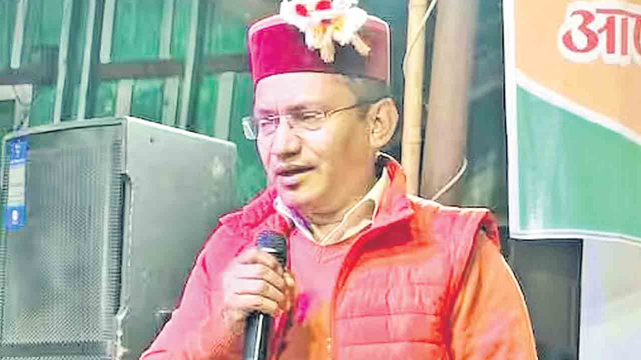 బీజేపీ ఎమ్మెల్యే దంపతుల ఖాతాలో ఉపాధి నిధులు