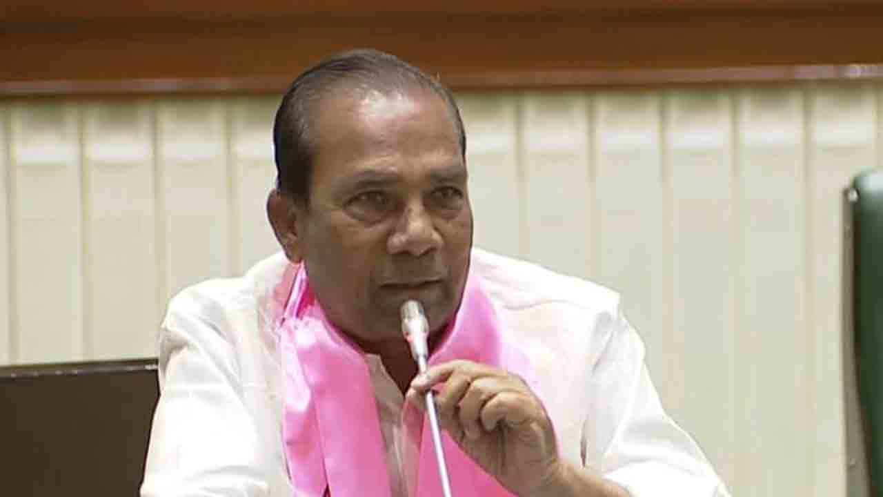 MLA Manik Rao | దెబ్బతిన్న రోడ్లపై సీఎంకు విన్నవించినా పనుల్లో ఎలాంటి పురోగతి లేదు : ఎమ్మెల్యే మాణిక్ రావు