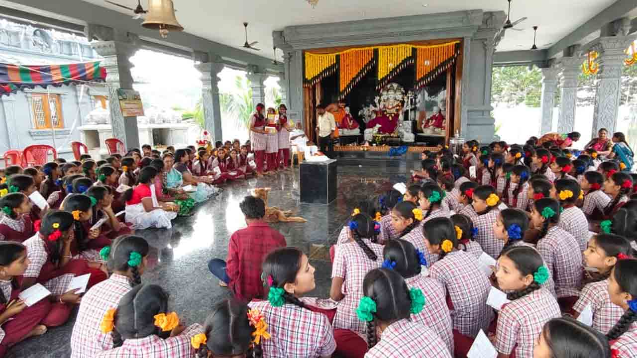 MLA Sunitha Lakshma reddy | ఘనంగా దత్త జయంతి వేడుకలు.. ఎమ్మెల్యే సునీతా లక్ష్మారెడ్డి ప్రత్యేక పూజలు