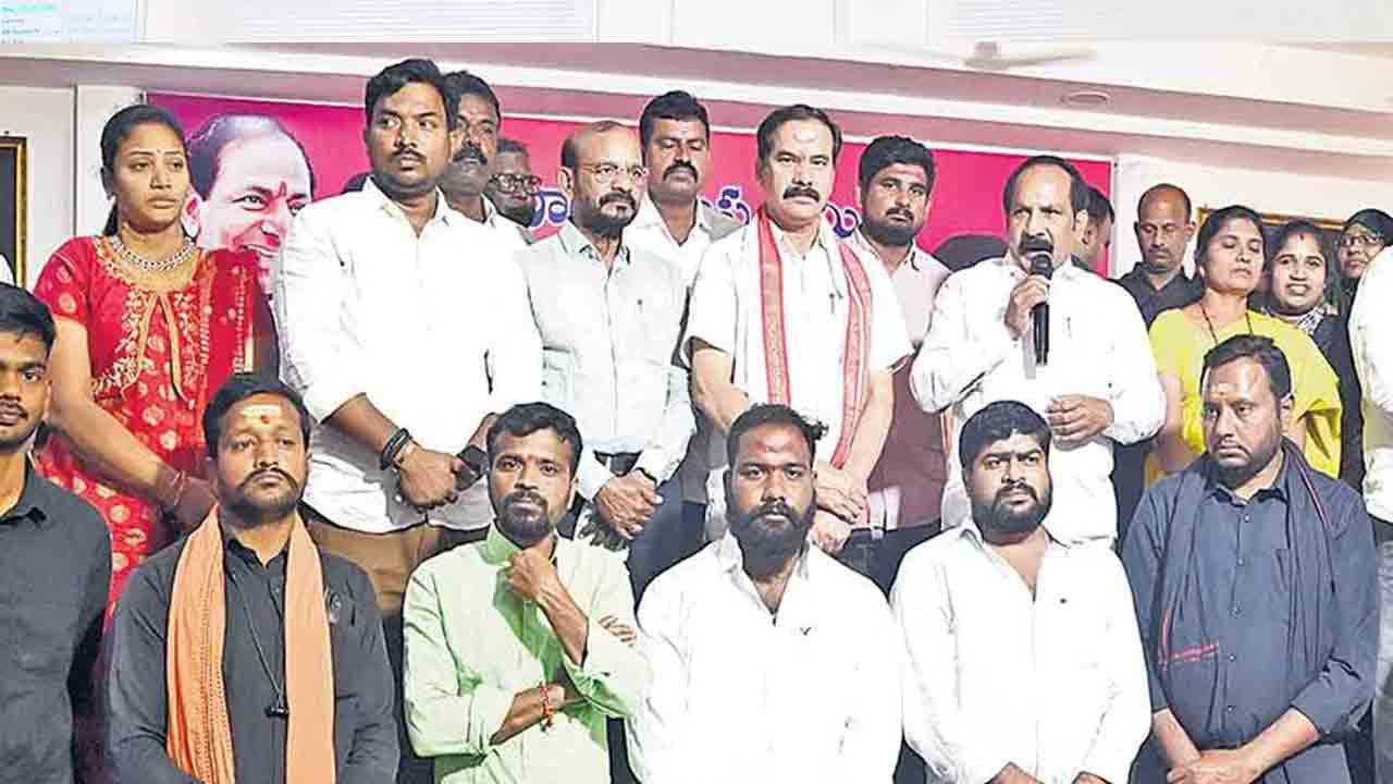 యువతకు ఆదర్శం కేసీఆర్‌ స్వరాష్ట్ర పోరాటం