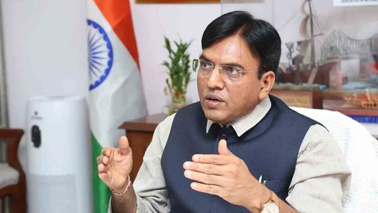 ఏప్రిల్‌ నుంచి లేబర్‌ కోడ్స్‌ అమలు: కేంద్ర మంత్రి మాండవీయ