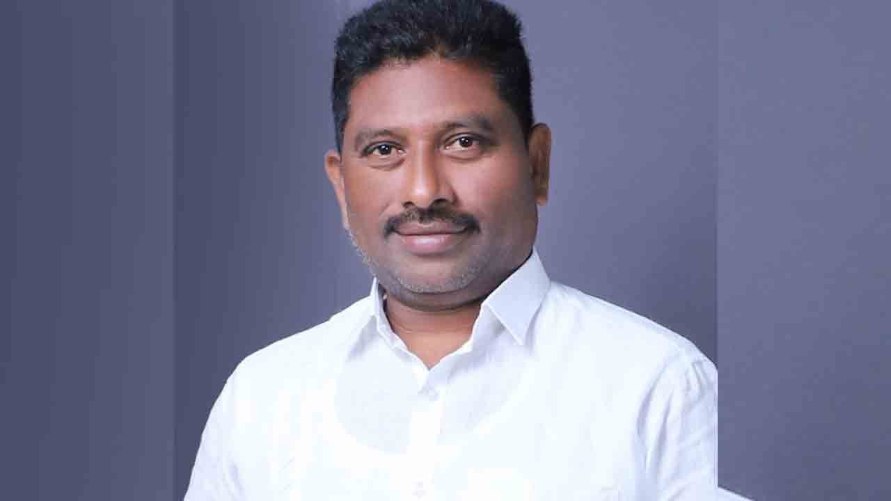 Manthani Division | మంథని డివిజన్ ఎలక్ట్రానిక్ మీడియా అధ్యక్షుడిగా జంజర్ల శంకర్