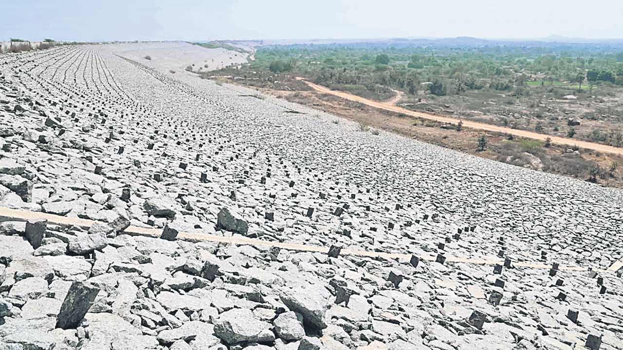 రిక్తహస్తం!