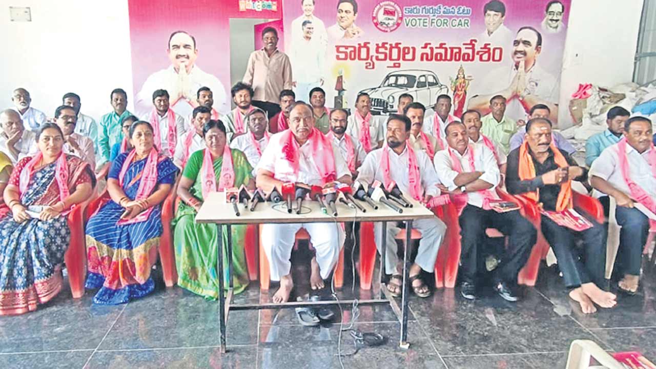 సీఎం పర్యటనతో ఒరిగిందేమీలేదు