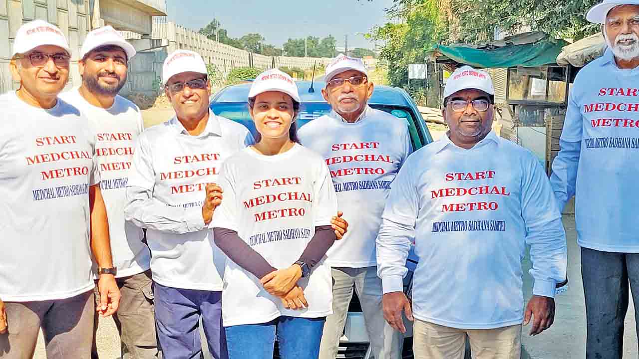 ‘మాకెప్పుడు మెట్రో’