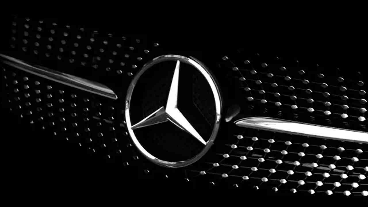 ప్రియం కానున్న బెంజ్‌