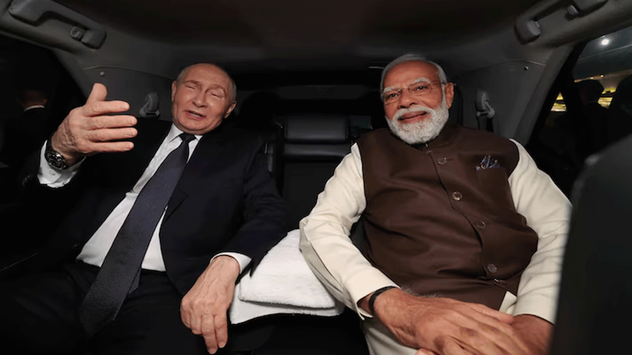 Modi-Putin | అమెరికా రాజకీయాలను కుదిపేస్తోన్న మోదీ, పుతిన్‌ సెల్ఫీ.. అలా చేస్తే నోబెల్‌ రాదంటూ ట్రంప్‌పై విమర్శలు