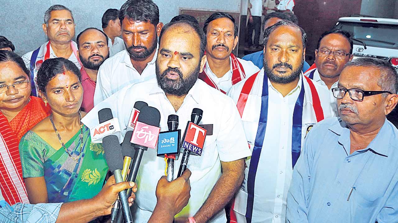 కాంగ్రెస్‌ పాలనలో బీసీలకు రక్షణ లేదు!