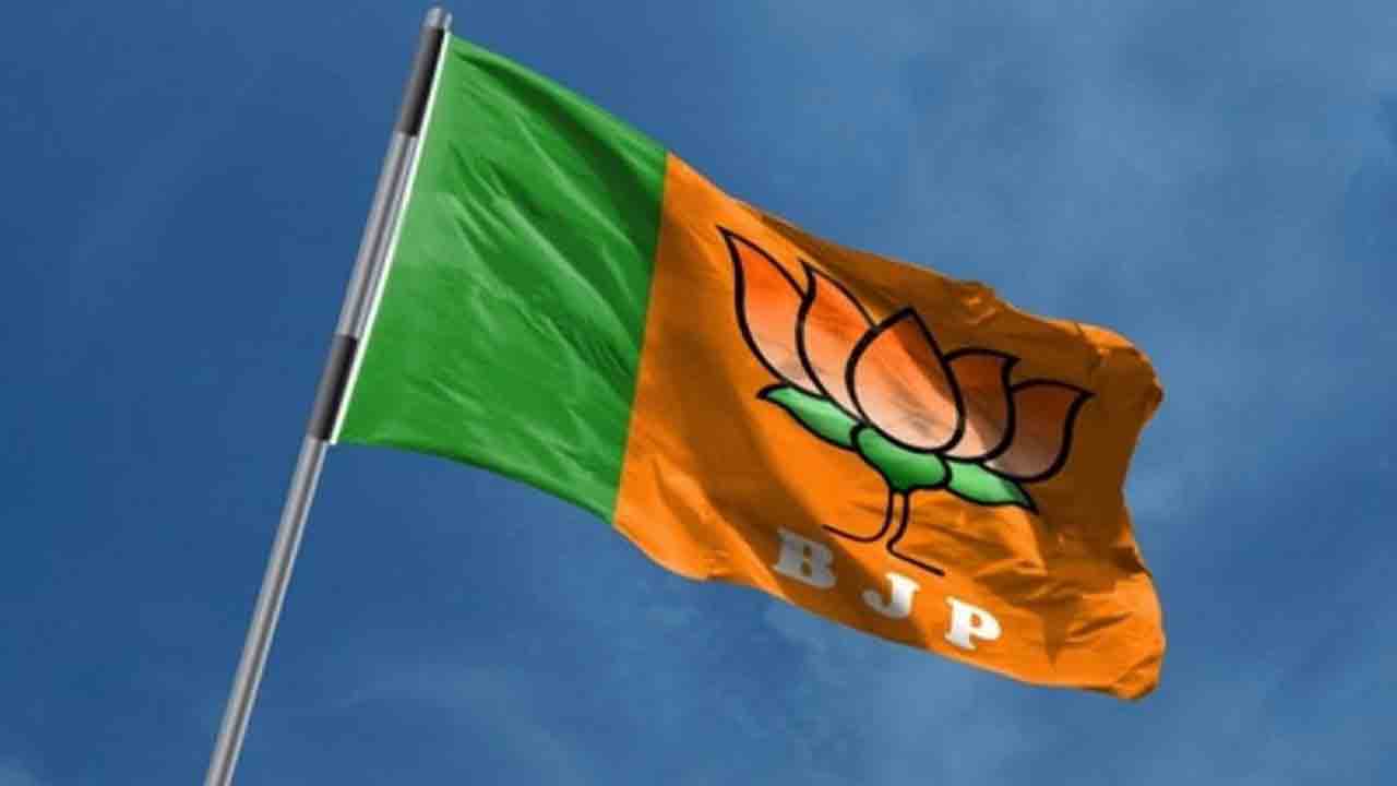 BJP | నల్లగొండ బీజేపీలో భగ్గుమన్న విభేదాలు.. సర్పంచ్‌లకు సన్మానంపై ఘర్షణ