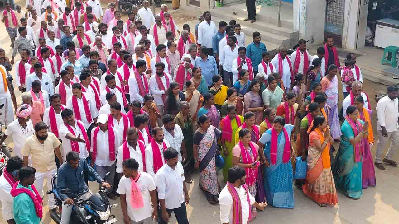 కొత్తకొత్తగా..