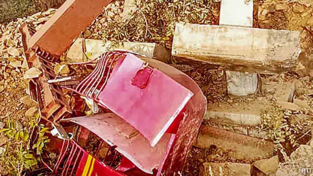 Ropeway Collapses | బీహార్‌లో కొత్తగా నిర్మించిన రోప్‌వే.. ట్రయల్‌ రన్‌లో కూలింది