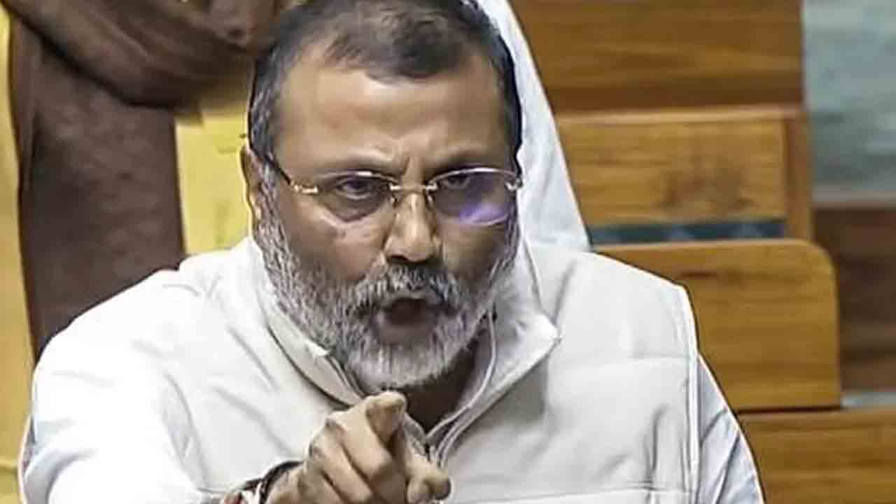 Nishikant Dubey | నెహ్రూ, ఇందిర అమెరికాకు ఆ పర్మిషన్‌ ఇచ్చారు.. బీజేపీ ఎంపీ సంచలన ఆరోపణలు