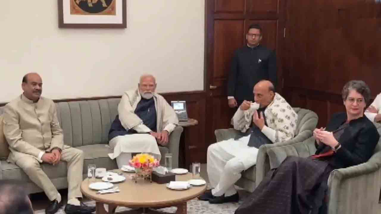 Om Birla | ఎంపీలకు తేనీటి విందు ఇచ్చిన స్పీకర్‌ ఓం బిర్లా.. హాజరైన ప్రధాని మోదీ, ప్రియాంక గాంధీ